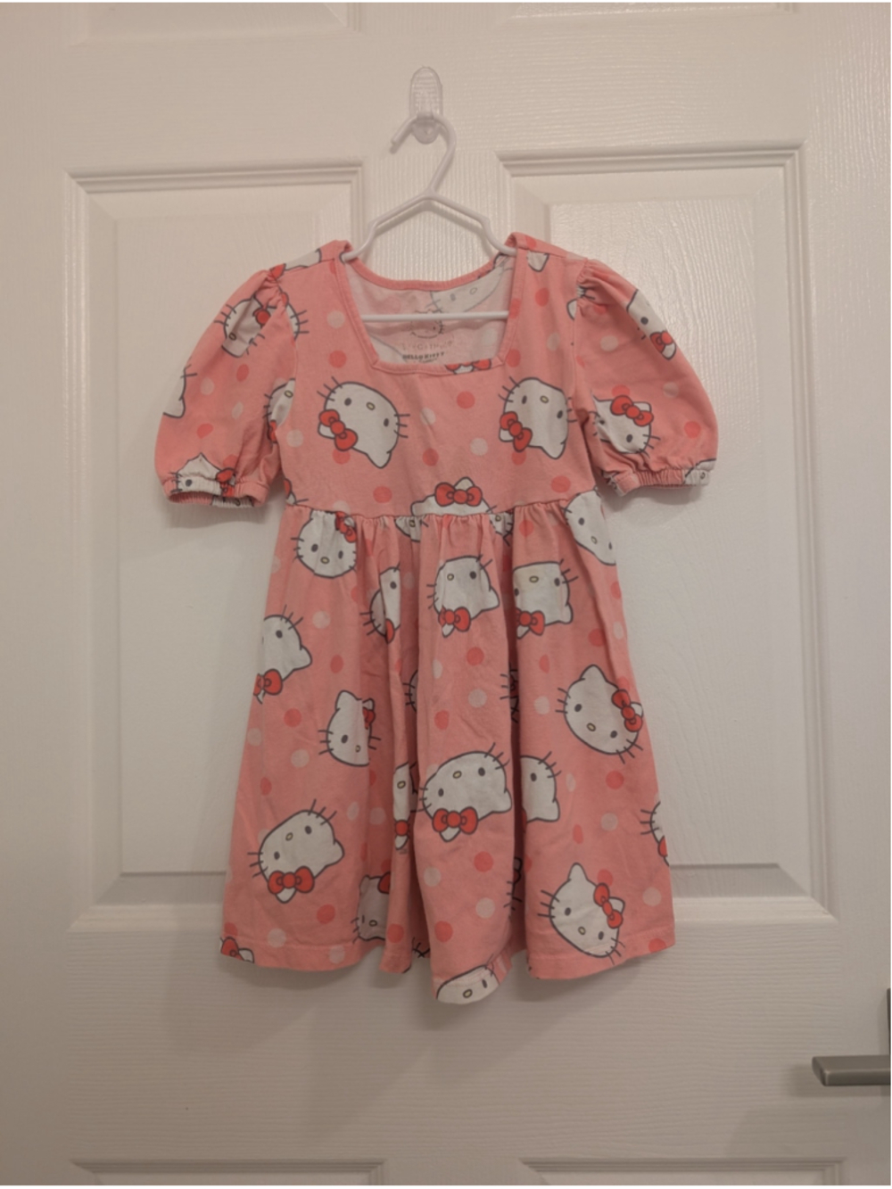 Girls Hello Kitty Casual Dress Size 4T Pink White Puff Sleeves Babydoll